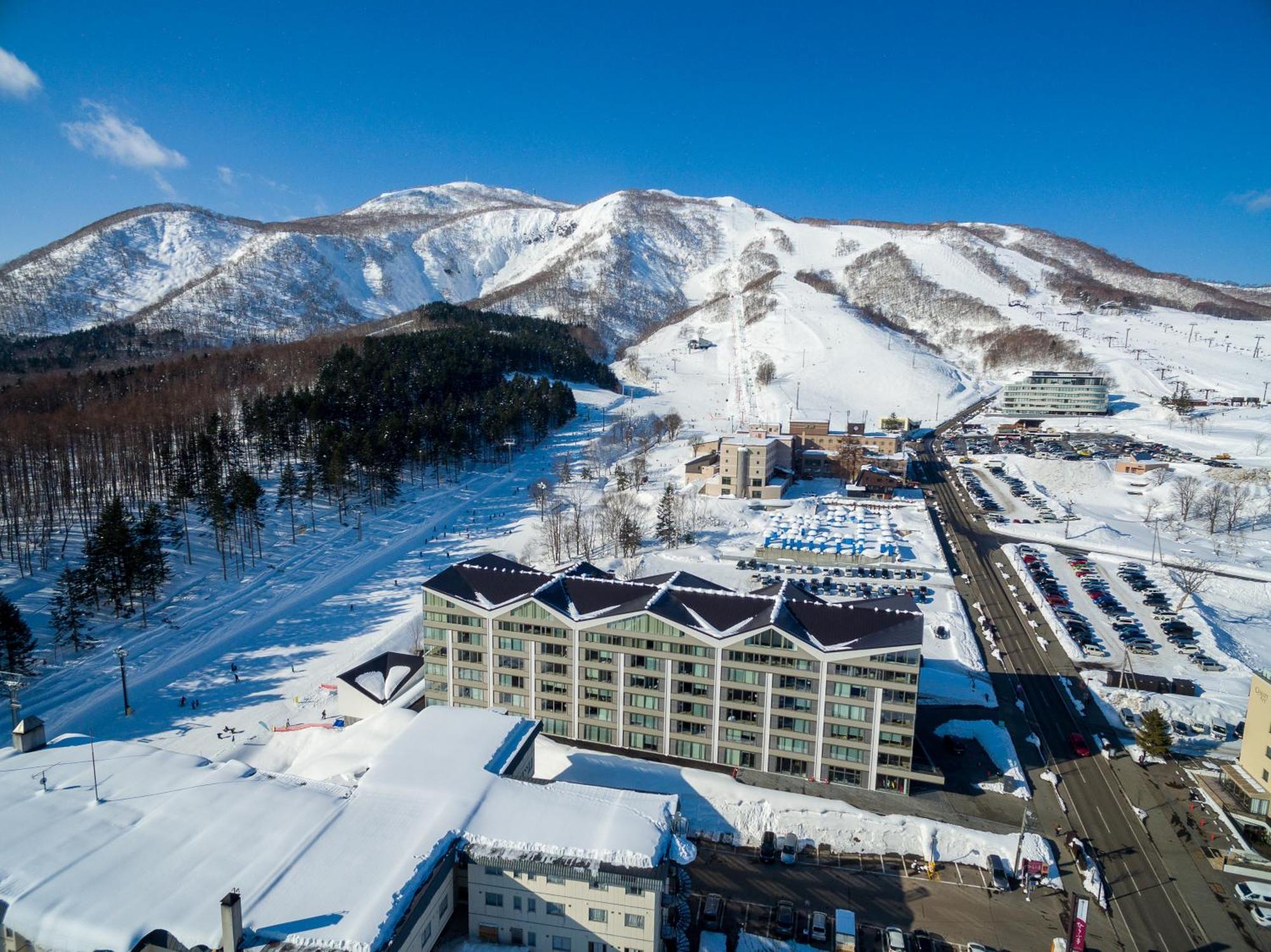 The Maples Niseko Hotel Kutchan Exterior photo